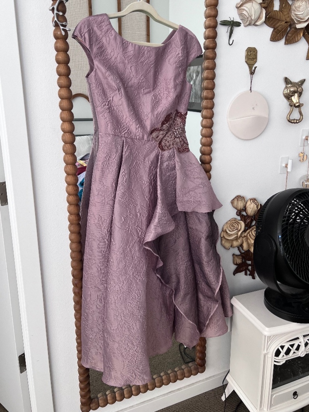 THEIA Caity High Low Jacquard Cocktail Dress Rare Mauve Size 4